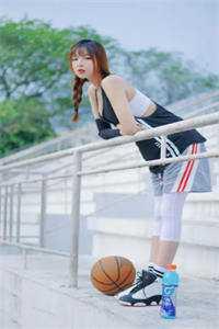 月球爆炸,我的右眼觉醒了精品选集