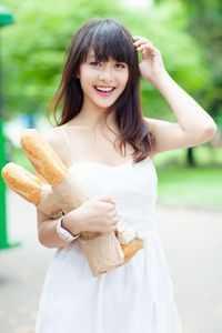 系统让我变成乖皇后,皇帝慌了结局+番外