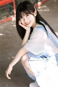 神魂归!降灵域!紫瞳现!